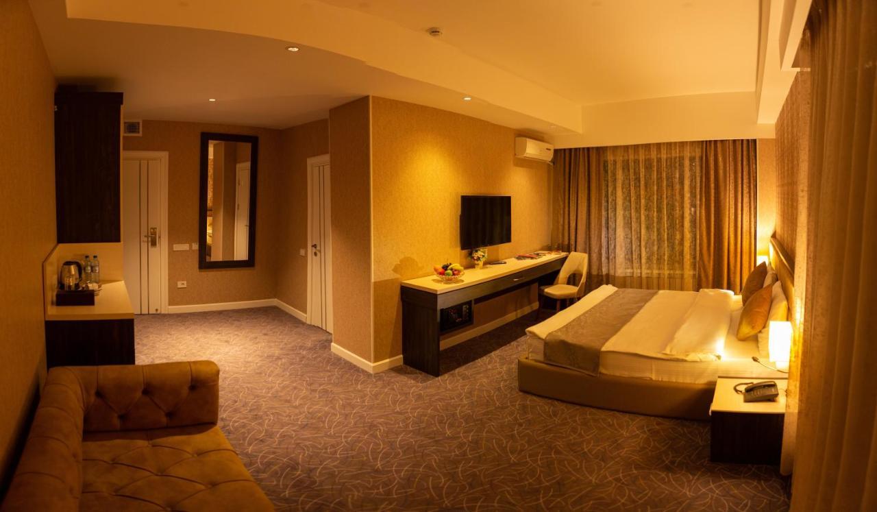 Parkway Inn Hotel & Spa บากู ภายนอก รูปภาพ